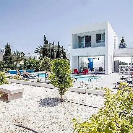 فندق Kia, Luxury 5bdr بروتاراس