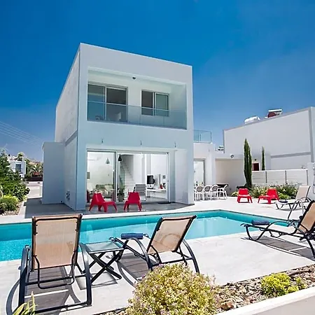فندق Kia, Luxury 5bdr بروتاراس